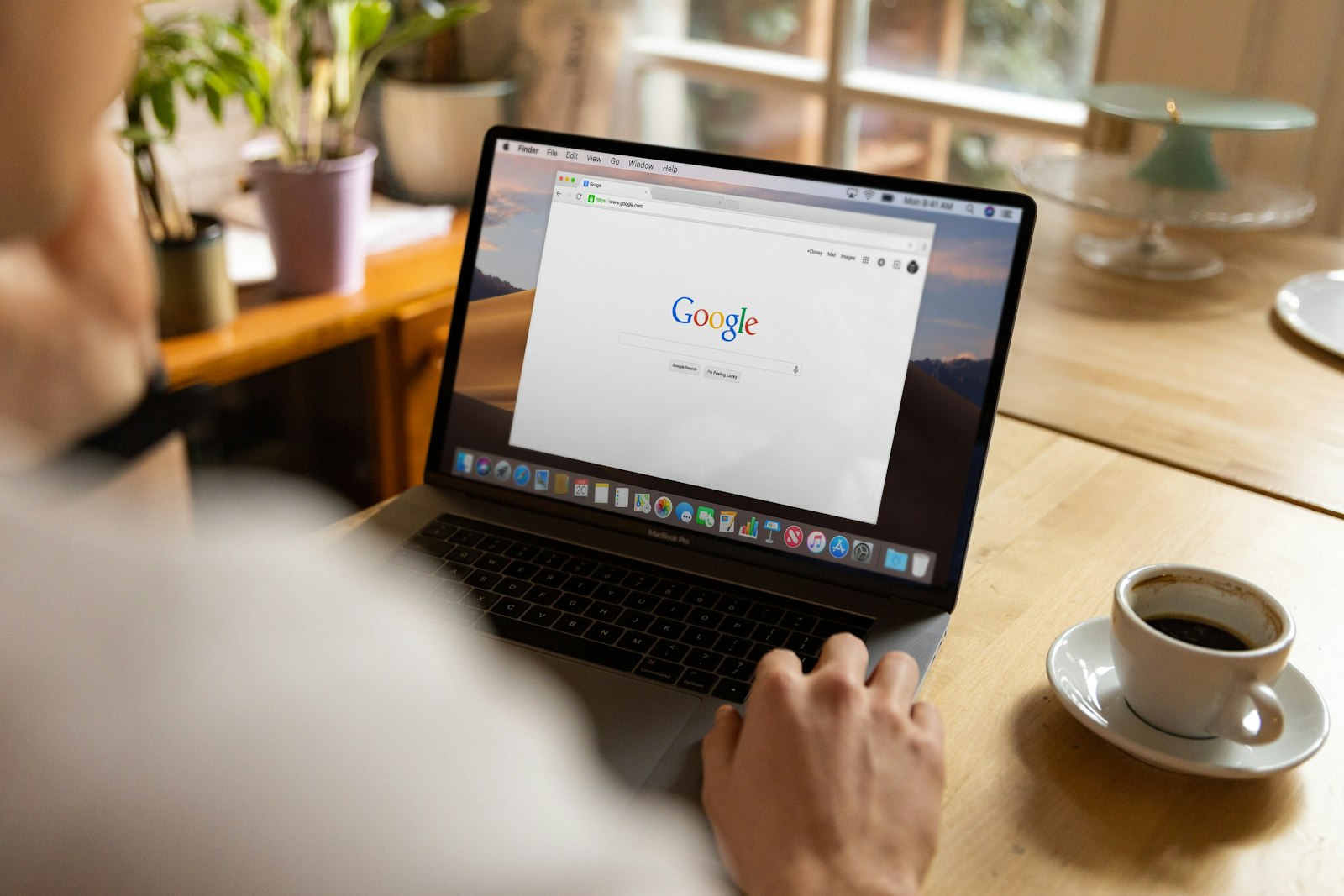 SEO vs PPC: Which Should You Invest In First (And Why You’ll Eventually Need Both)