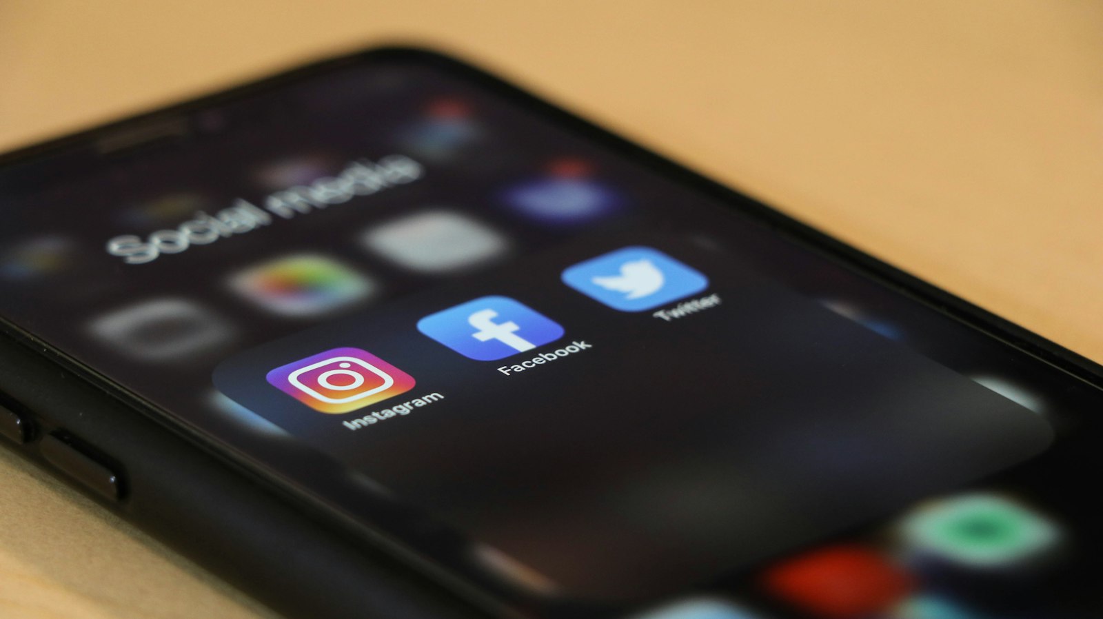 Facebook & Social Media Advertising: A Practical Guide for Growing Brands